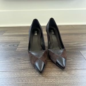 Hugo Boss Brown Leather and Suede Pumps